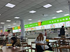 -财经大学学生公寓食堂