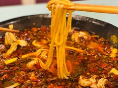 -鸿顺老铁锅美蛙鱼府(解放碑店)