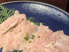 -山川小町·极番烧肉(新地假日广场店)