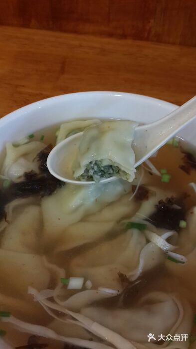 周素珍湖州大馄饨(直戒坛寺巷店)全家福图片