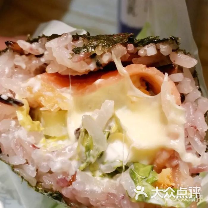一捧手造饭团东京爆浆芝士饭团图片-北京日式简餐/快餐-大众点评网