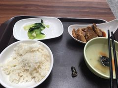 -冯鑫记南京鸭血粉丝汤(南京南站店)