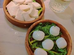 -左庭右院鲜牛肉火锅(浦江欢乐颂店)