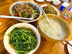 -日益森烧鸡公(资兴店)
