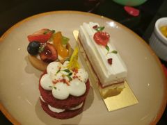 自助蛋糕-上海苏宁宝丽嘉酒店·Cafe Bellagio西餐厅