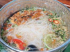 -良米山·云南野生菌过桥米线(上海首店)