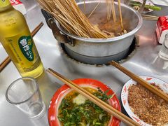 -咏勝锑锅麻辣烫(净居寺路总店)