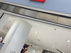 -优衣库(石家庄裕华万达广场店)