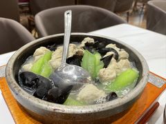 骨汤面筋烩丝瓜-东方饺子王(新奥购物中心店)
