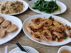 -红月湾海鲜饭店•沙滩海景(双月湾店)