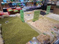 -中百仓储超市有限公司(越秀星汇维港店)