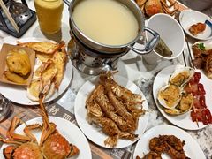 -金马门国际美食百汇(珞喻路店)