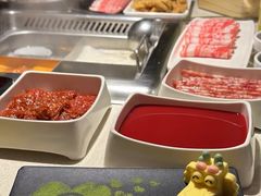 -海底捞火锅鲜切牛肉主题店(长寿路店)