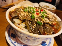 -炉小二铜锅牛蛙•川湘菜(三里屯店)