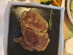 -伯顿西餐厅(厚街香榭丽店)