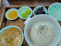 -蟹上黄·蟹黄面·江南糖水(人民广场店)