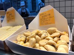 奶香提子酥-鲍师傅糕点(江苏路店)