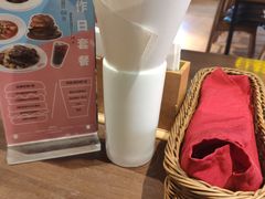 -拉亚汉堡经典餐厅(商城路店)