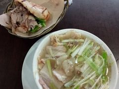 -金卯白肉罩火烧
