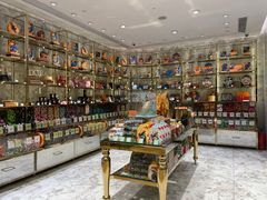 -VENCHI 闻绮(北京国贸商城店)