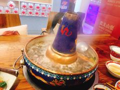 -毛辣果·贵州红酸汤牛肉火锅(西单店)