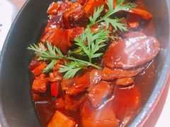 土豆干红烧肉-小大董·烤鸭(凤凰汇店)