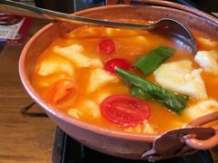 -云海肴·汽锅鸡·云南菜(天山百盛优客店)