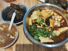 -柳州肥姨妈大骨螺蛳粉(万达中心店)