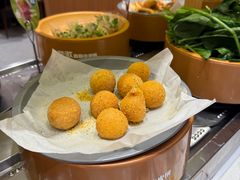 -龍歌自助小火锅(市南金茂湾店)