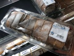 -沃尔玛(前山店)