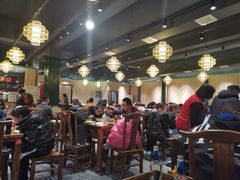 大堂-肖肖酸萝卜鱼火锅(总店)