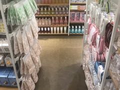 -名创优品(福建福州闽侯万家广场店)