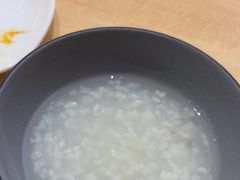 -李与白包子铺(桐梓林店)