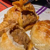 在新街口吃到巨无霸酥皮烤包子啦