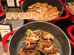 -广州万富希尔顿酒店·感趣自助餐厅·金秋蟹宴生蚝海鲜刺身