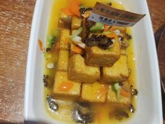 -隔壁老王·家常云南菜(皇冠店)