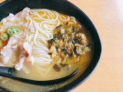 -三千粉牛肉米粉(来客茂店)