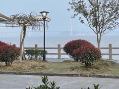 -鹰龙海畔度假酒店(咸祥店)