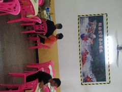 -湘里湘亲饭店(闸坡店)