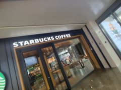-瑞幸咖啡(镇江新城吾悦广场店)