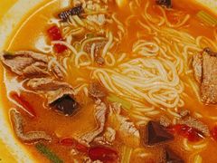 -粉小主·贵州酸汤牛肉粉(南京仙林金鹰店)