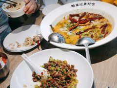 -太二酸菜鱼(菱角湖万达店)