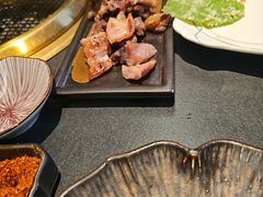 -铭牛烧肉·和牛海鲜自助(高新月牙湖店)
