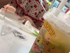 -奈雪的茶(优特汇店)