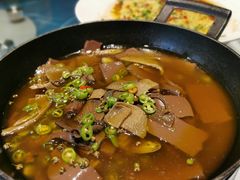-巴国布衣(新豪天地店)