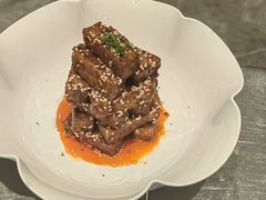 -泓历皇朝酒店(东亭店)