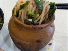罐罐臭豆腐米线-云平风味园(护国路店)