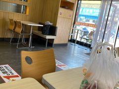 -华莱士·炸鸡汉堡(吉祥街店)