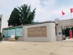 -郑州烈士陵园(二七区)