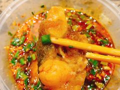 -肖肖酸萝卜鱼火锅(总店)